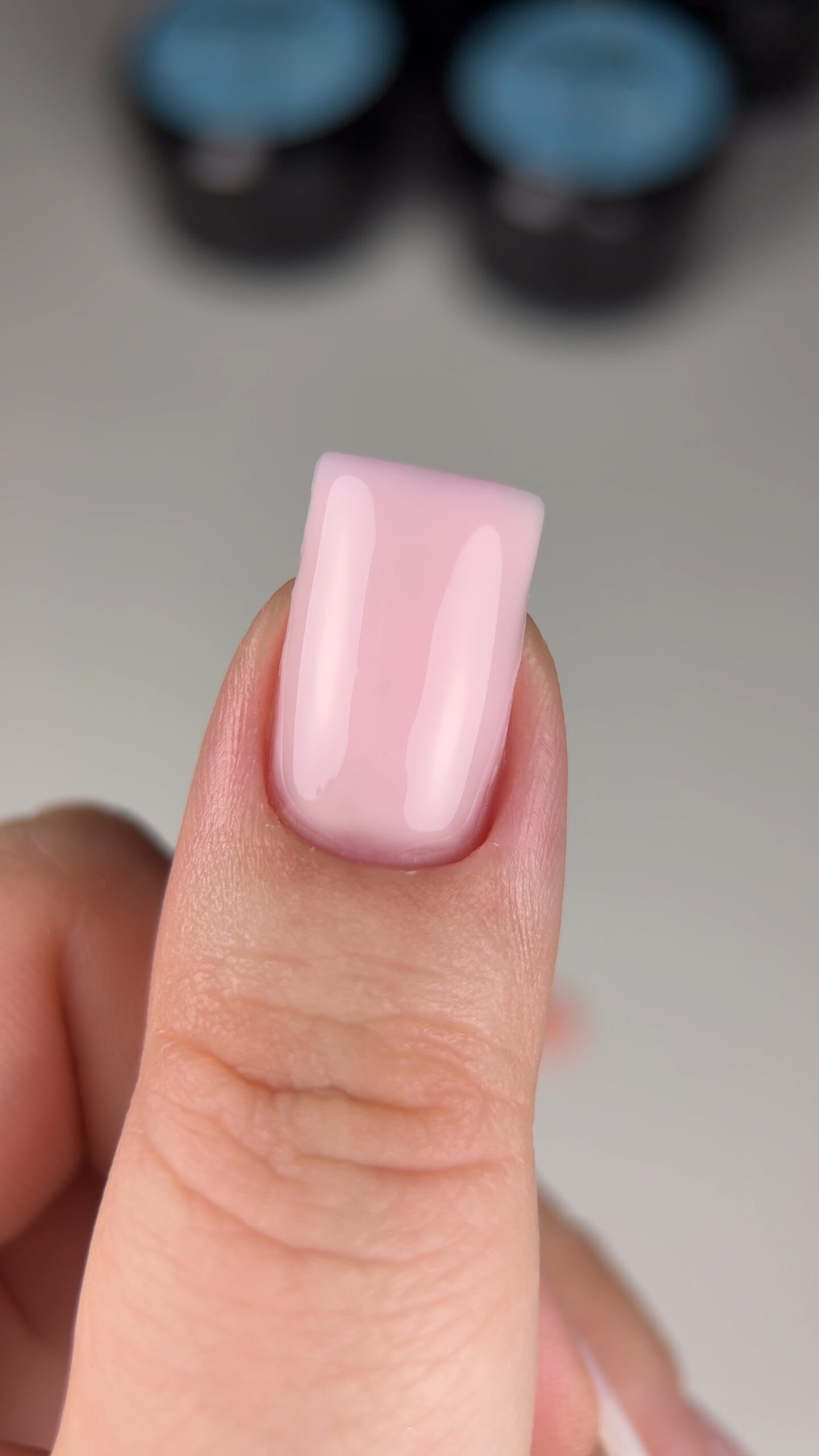 Rubber Base Soft Pink - Image 3